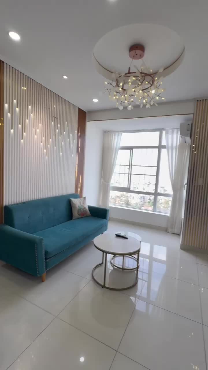 Hàng hiếm view sông + Landmark + pháo bông bán gấp căn Sky Garden 3 - tặng HĐ thuê 240tr/ năm