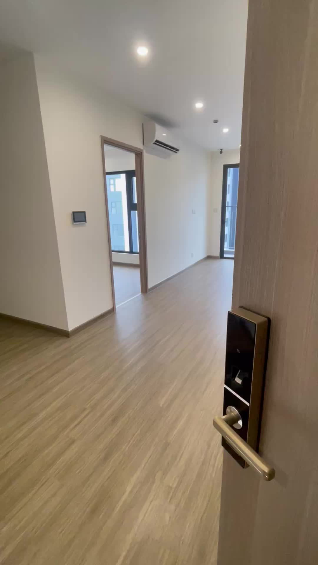 Cần bán Căn 2PN+ 2WC , 63m2 ở toà GS6 Vinhomes Smart City - ảnh 2