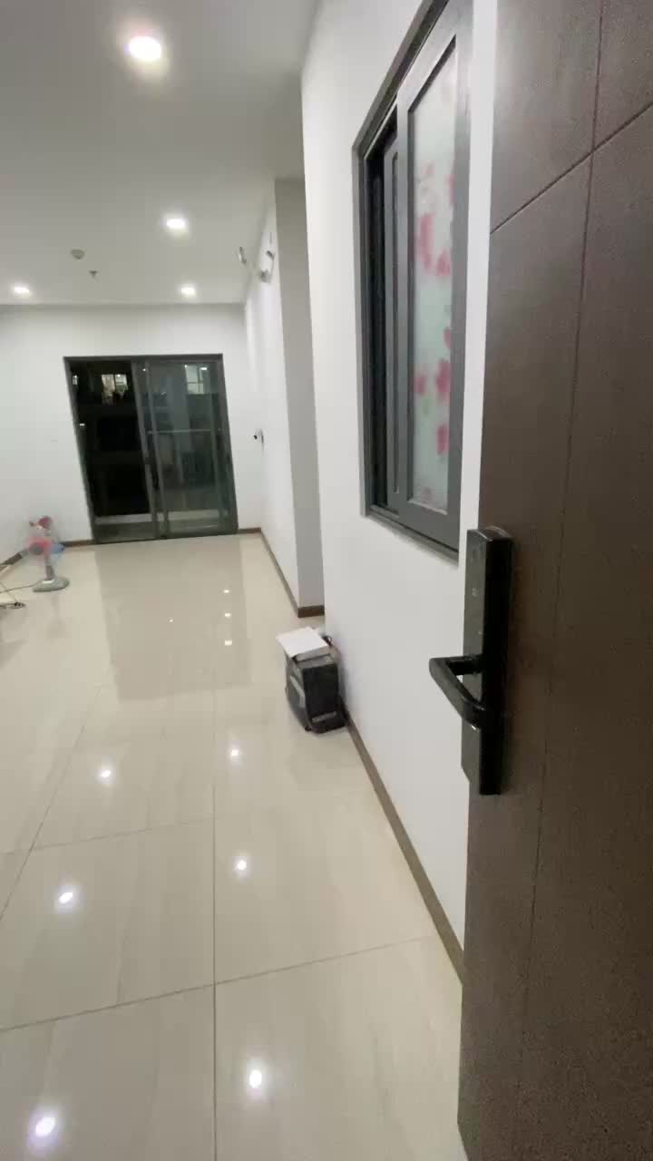 Chính Chủ Gửi Bán Căn Hộ 2 PN BCons City - Tháp Plaza Đã có Sổ - View Hồ Bơi Giá tốt nhất thị trường