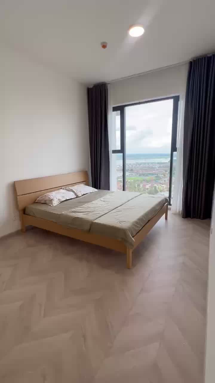 Bán gấp- lỗ 500 triệu Căn 2pn Masteri Centre Point Vinhomes Grand Park  - view công viên 36ha
