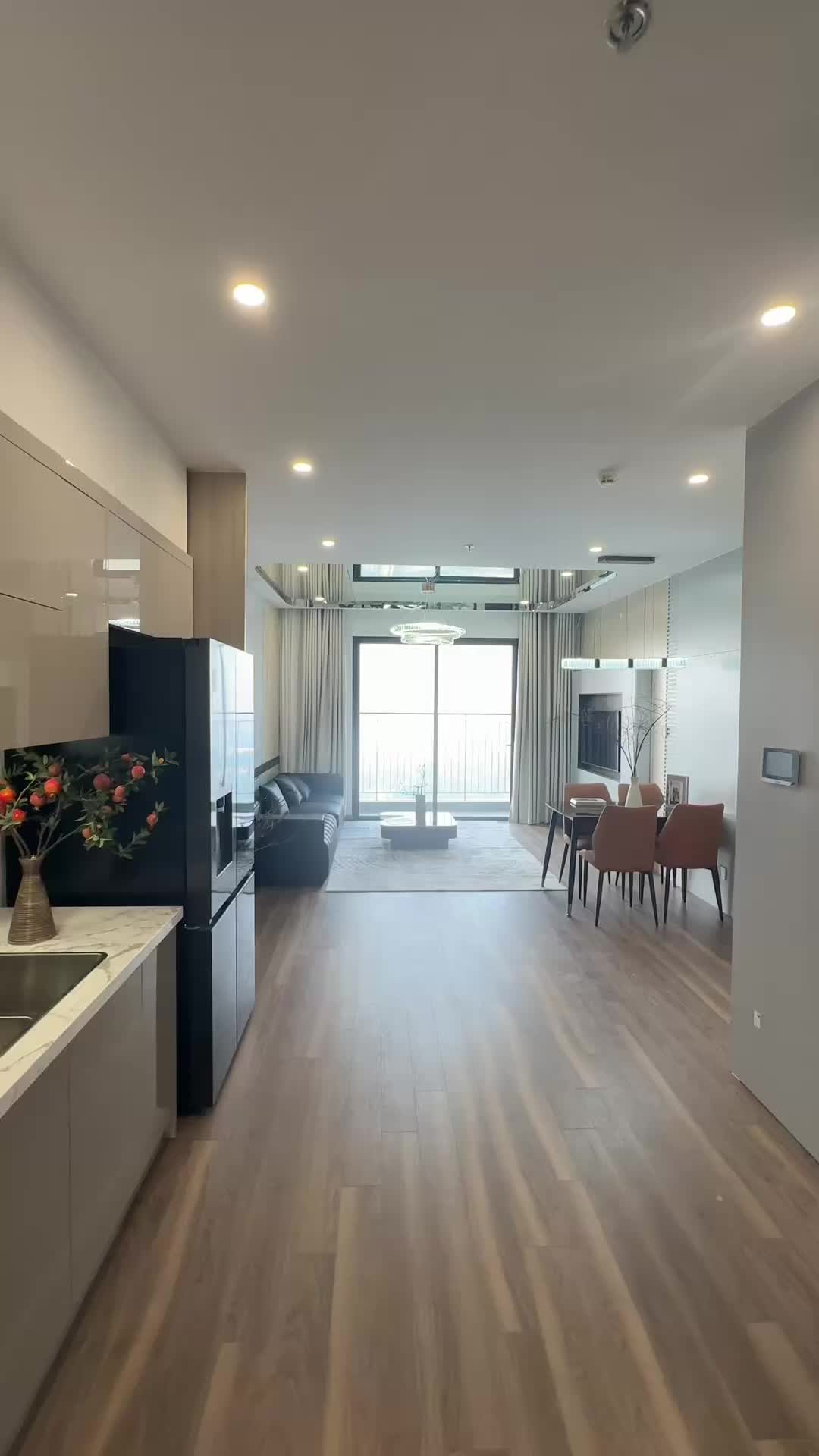 5,8 tỷ căn 2Pn góc 74m2 toà Zurik Vinhomes Ocean Park 1 full nội thất - ảnh 2