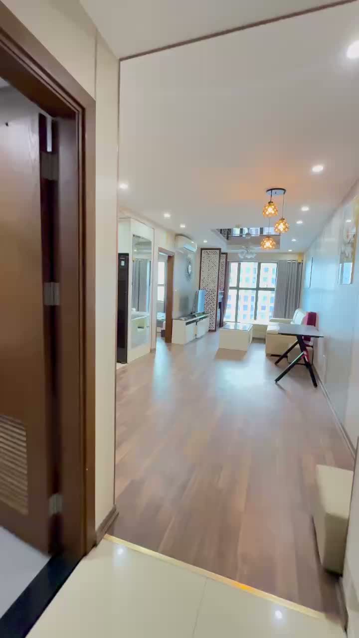 Bán căn hộ 2PN 2VS GoldMark City, 79m2, nội thất đầy đủ, sổ đỏ - ảnh 2