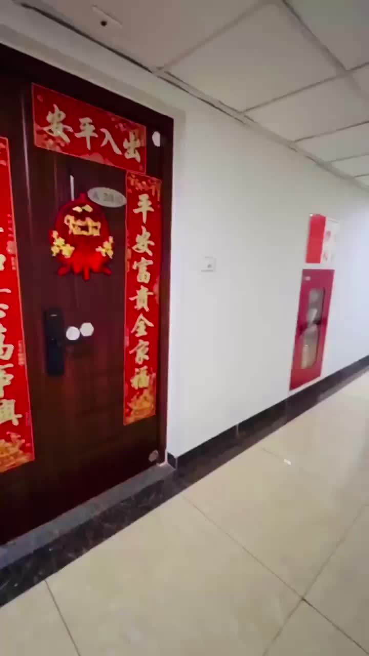 Hiếm có! Tôi chính chủ cần bán CH chung cư Central Poi 219 Trung Kính, tòa A tầng 28 giá thỏa thuận
