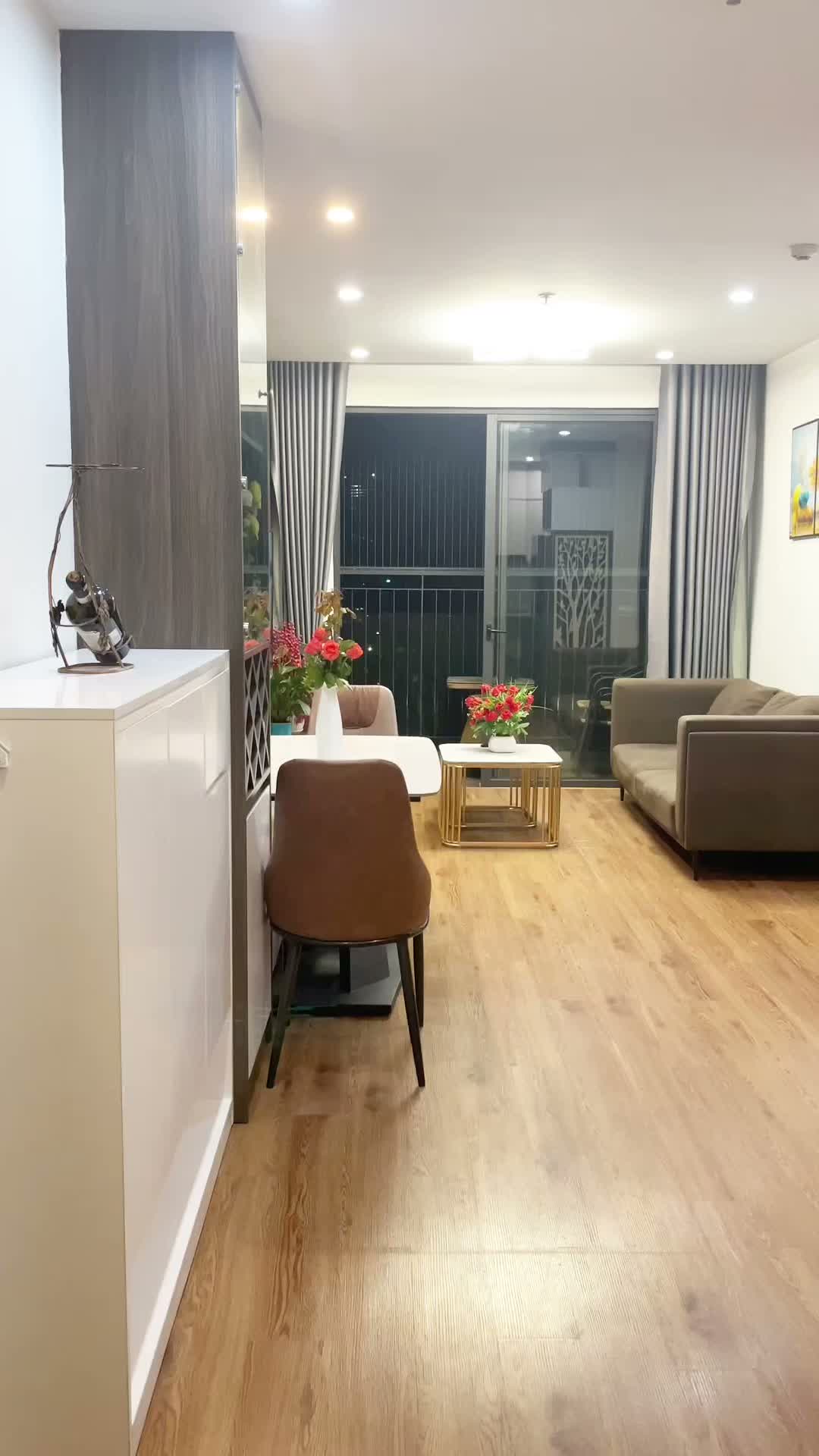 Cần tiền bán gấp căn 2pn1vs ban công Đông Bắc view thoáng vĩnh viễn, full nội thất, Vinhomes Ocean Park - ảnh 2