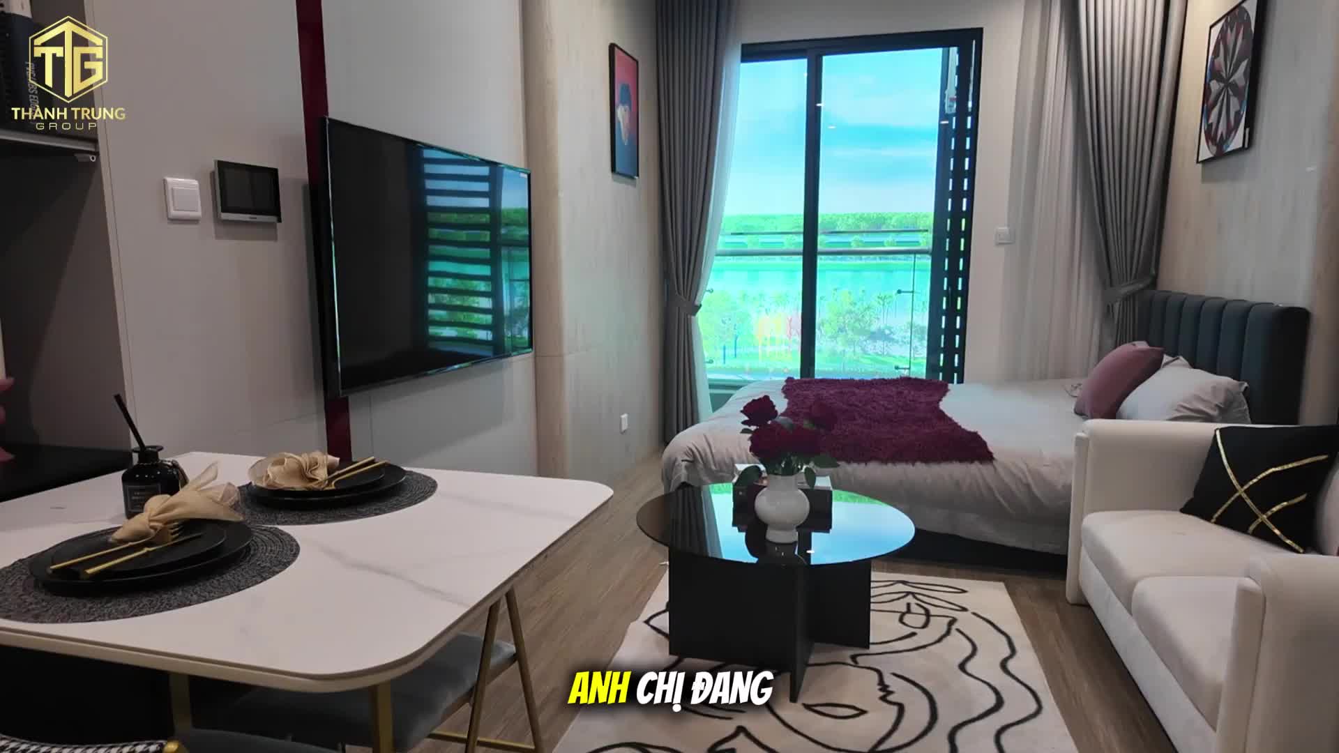 Siêu hot Studio The Beverly