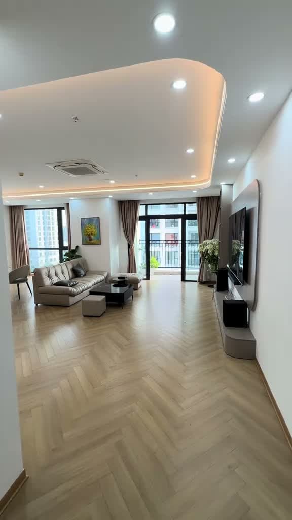 Vinhomes Royal City