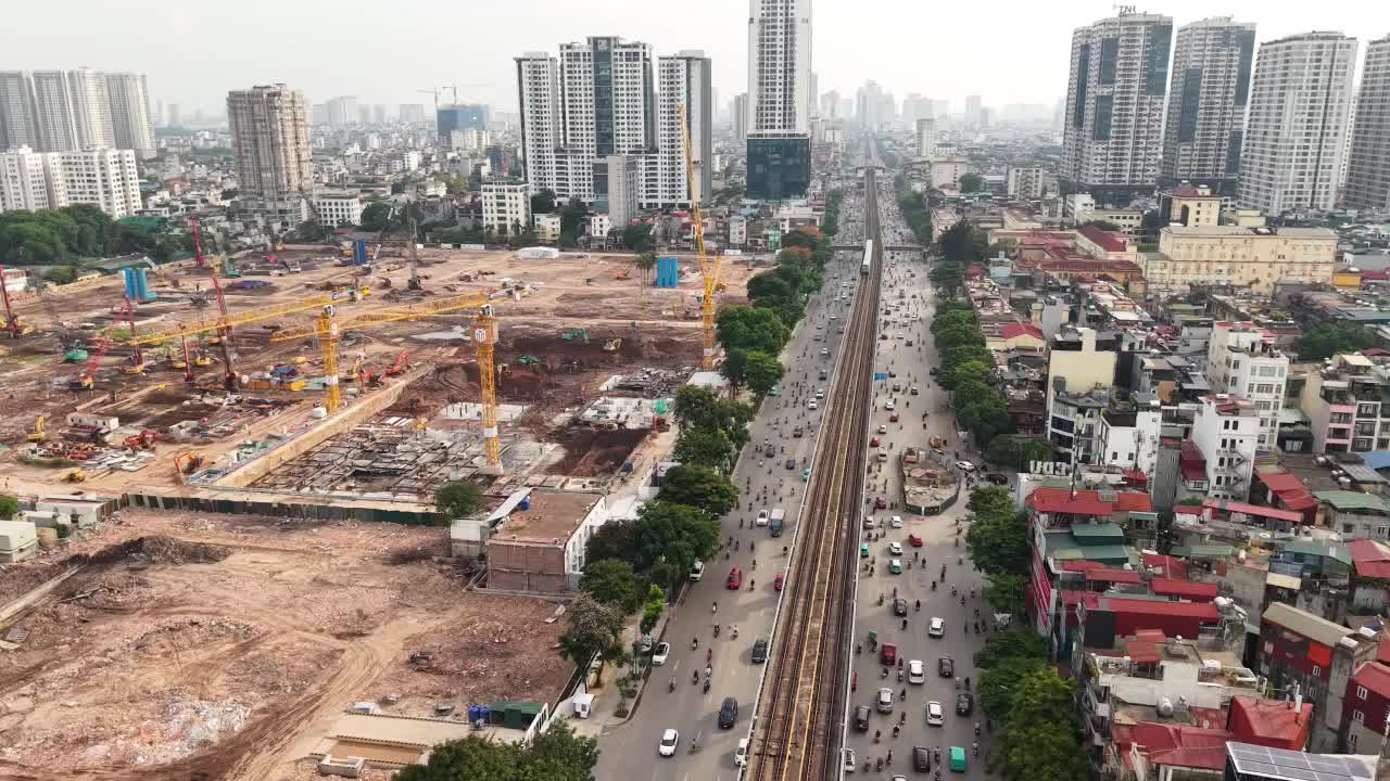2PN - "VỪA ĐỦ ĐẲNG CẤP, VỪA ĐỦ ĐỂ YÊU" - ảnh 2