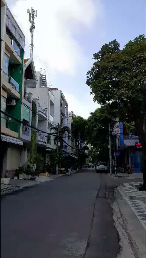 BÁN NHÀ ĐƯỜNG LÊ VĂN QUỚI, GẦN  AEON MALL TÂN PHÚ,HẼM ÔTÔ( 4m x  12,5m x 4 TẦNG ) GIÁ : NHỈNH 5 TỈ TL - ảnh 2
