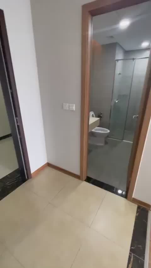 Gia đình em chính chủ cần bán căn 2PN 2VS tầng 11 toà B , Chung cư The Park Home