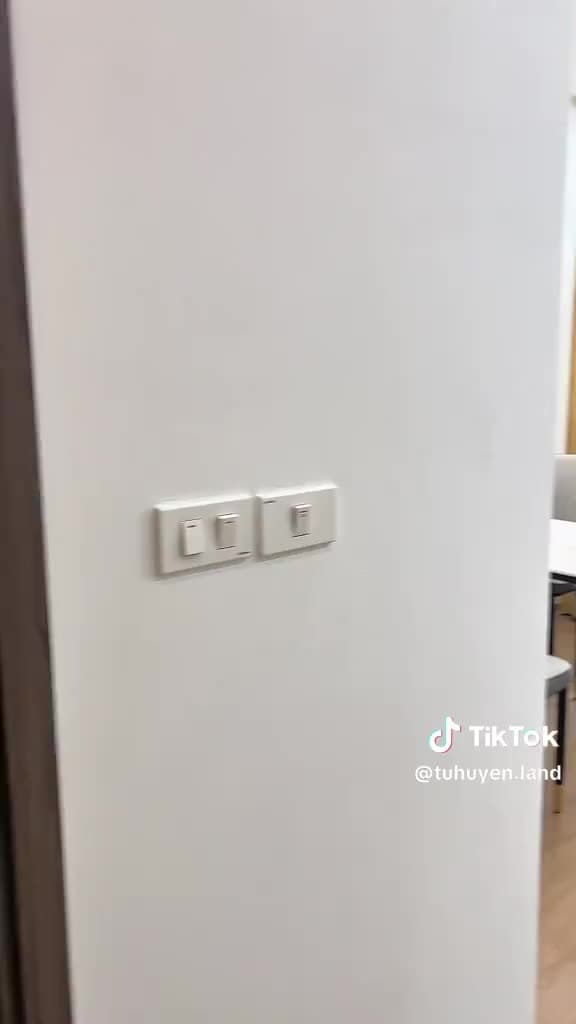 Cần bán nhanh căn 62m2 toà Xuân Mai Complex . LH xem nhà : 0978 90* ***