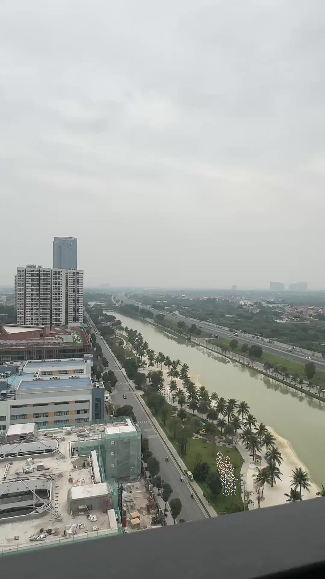 Bán nhanh 2Pn 60m2 ĐN toà Zurik full nội thất nhập khẩu sẵn ở luôn tại Vinhomes Ocean Park 1