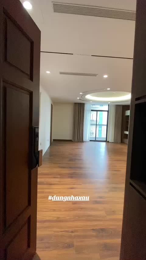 CĂN HỘ 3PN3WC VĂN QUÁN – 140m² | Full Công Năng – TIỆN DI CHUYỂN  cần Bán & cho Thuê căn hộ 💰 Giá thuê:18tr triệu/tháng   🔑 ưu tiên Hộ Gia đình và khách thiện chí, ưu tiên thuê lâu dài  📍 Nằm ngay chân ga tàu điện trên cao Văn Quán → di chuyển cực tiện