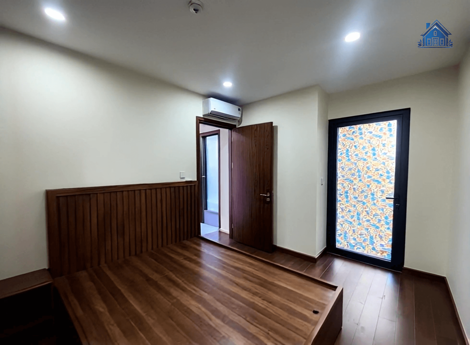 (Tin thật 100%) Căn hộ 82m2 x 2PN tại Green Park Trần Thủ Độ - Ban công hướng Đông - Nội thất 400 triệu