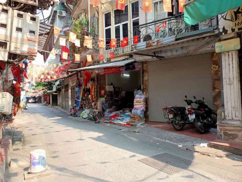 Bán nhà Giáp Bát- Giải Phóng 70m2, ngõ thông rộng, ô tô tránh vào nhà - ảnh 2
