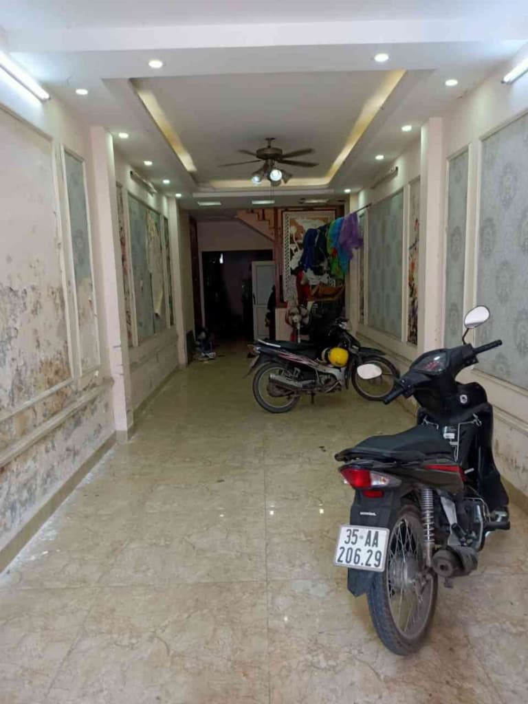 Bán nhà Giáp Bát- Giải Phóng 70m2, ngõ thông rộng, ô tô tránh vào nhà - ảnh 3