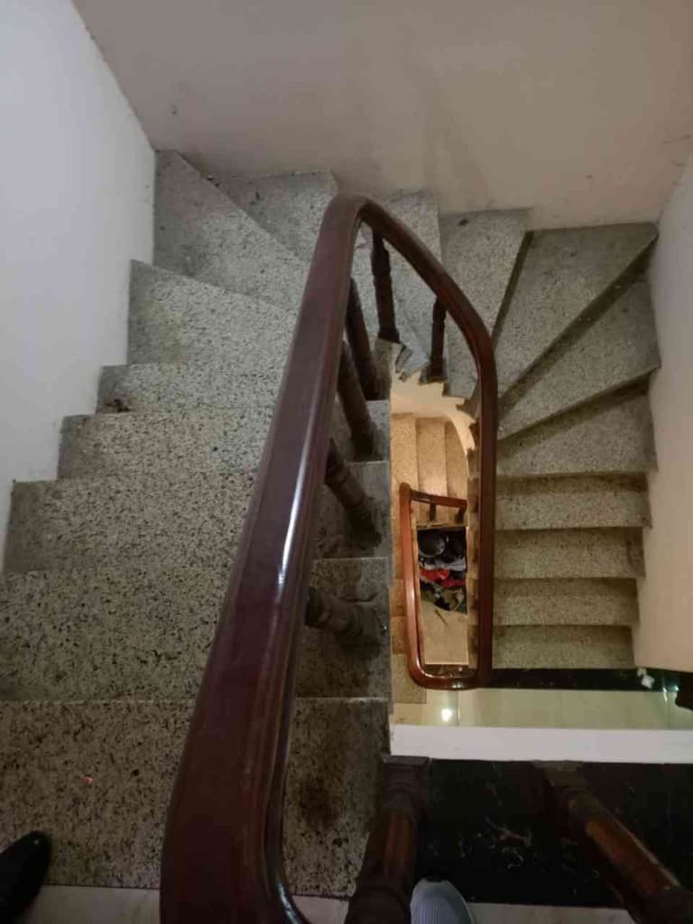 Bán nhà Giáp Bát- Giải Phóng 70m2, ngõ thông rộng, ô tô tránh vào nhà - ảnh 4
