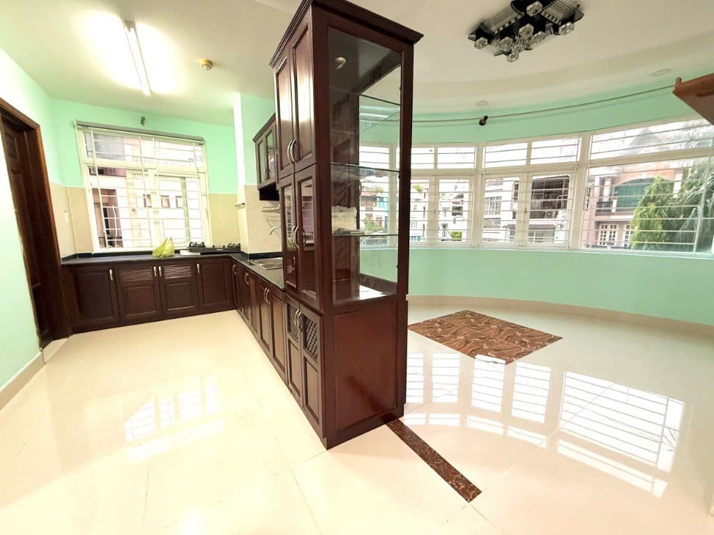 Chính chủ cần bán gấp căn hộ Thiên Nam Apartment, Quận 10, DT: 99m² (3PN - 2WC), sổ hồng riêng - ảnh 2