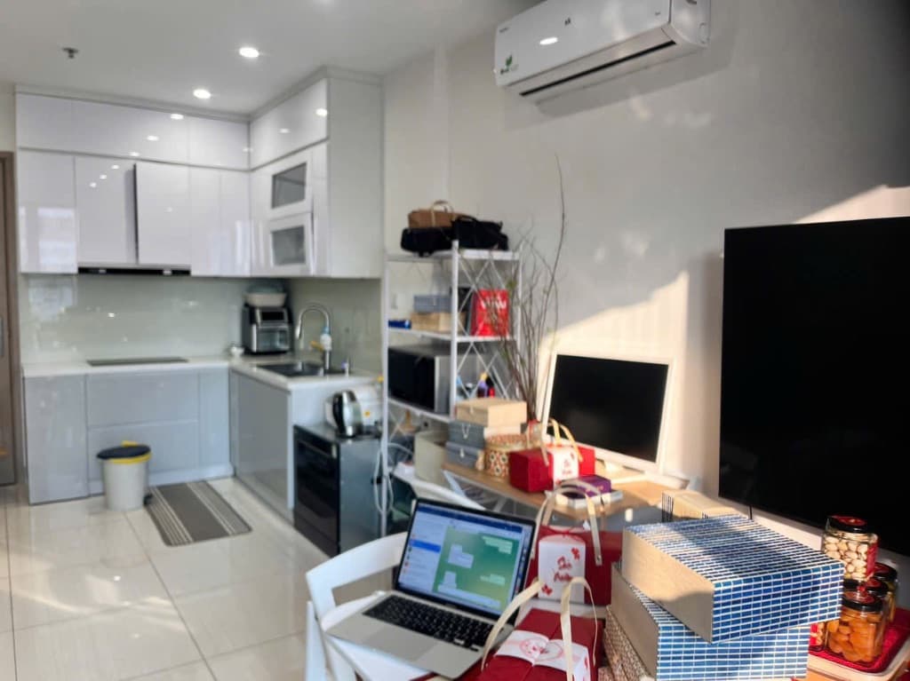Chính chủ cần bán gấp căn 1N+ vinhome smart city giá siêu tốt - ảnh 1