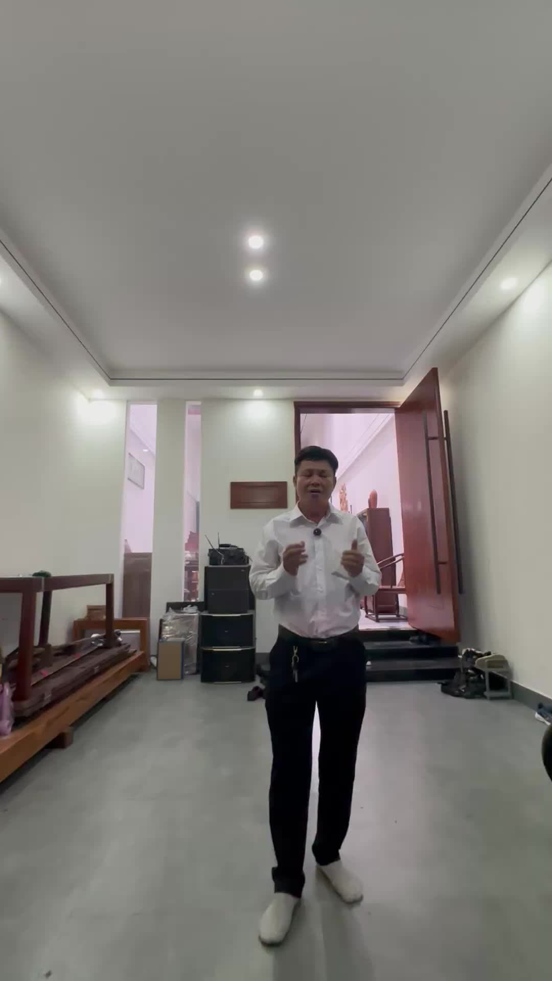 Bán nhà phố mặt tiền  khu dân cư gần khu công nghiệp Vsip 2A  tại Bình Dương - ảnh 2
