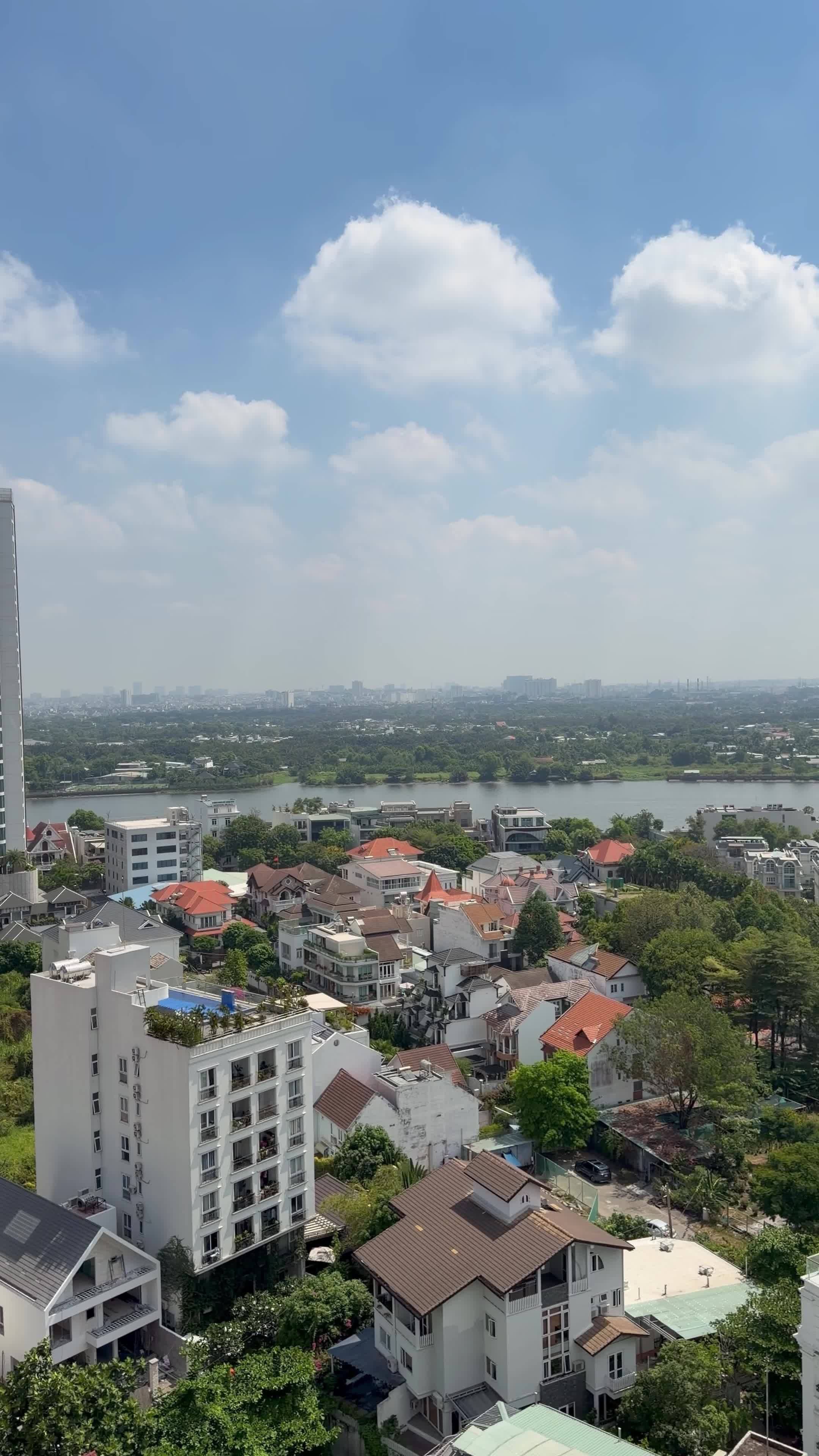 Bán chung cư Thủ Thiêm Sky Sông View, 2PN, 2WC, sổ hồng vĩnh viễn, nội thất cơ bản giá tốt - ảnh 2