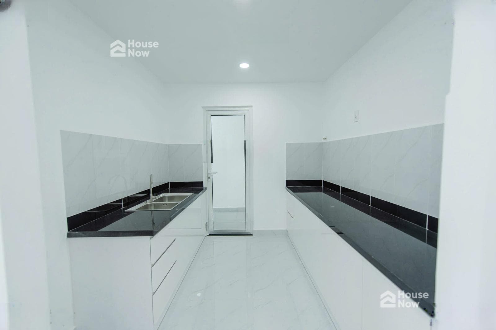 Căn hộ tầng 9 view công viên, đã được nhận nhà 84m2/2PN giá chỉ 2,9 tỷ, NH cho vay 75% - ảnh 1