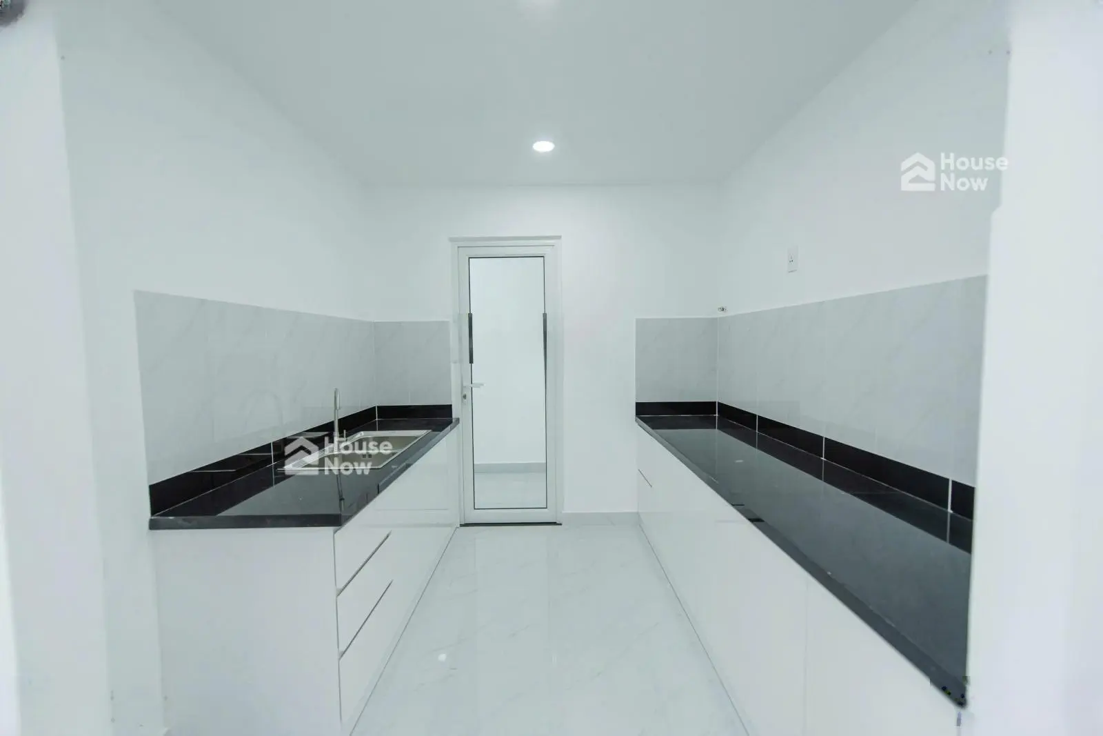 Căn hộ tầng 9 view công viên 84m2/2PN giá chỉ 2,9 tỷ, NH cho vay 75%, nhận nhà ngay khi đặt cọc - ảnh 1