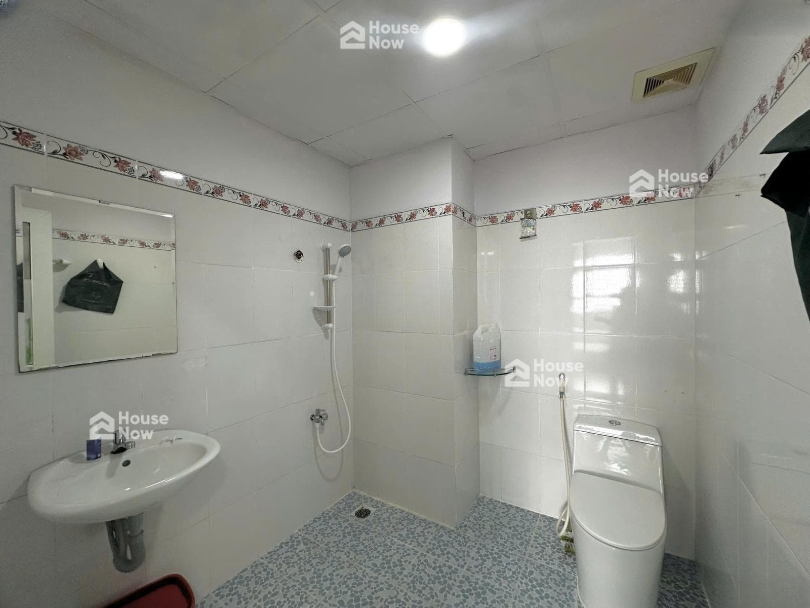 Chính chủ bán căn hộ tân hương tower, 76m, 2 phòng ngủ, 2wc, view quận 1 giá 2.8 tỷ tuấn 090149**** - ảnh 4 Chính chủ bán căn hộ tân hương tower, 76m, 2 phòng ngủ, 2wc, view quận 1 giá 2.8 tỷ tuấn 090149**** - ảnh 4