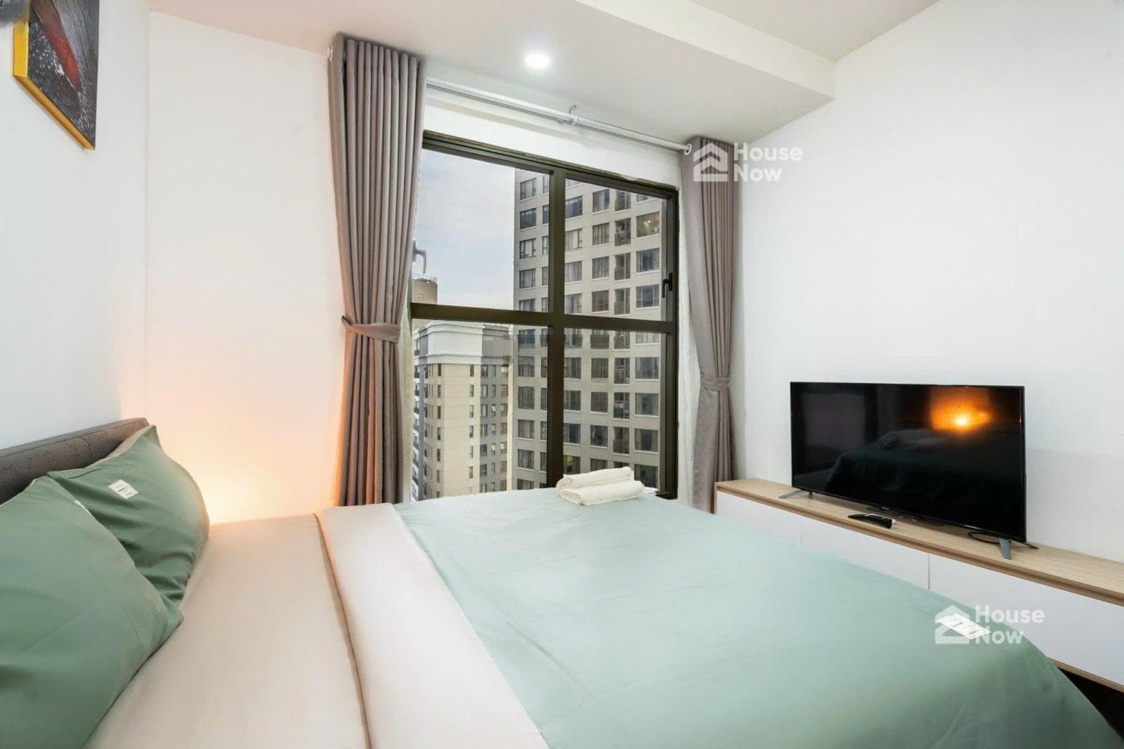 Chuyển nhượng căn hộ Saigon Royal 2PN 54m2 full nội thất, chỉ 6tỷ65 - ảnh 2 Chuyển nhượng căn hộ Saigon Royal 2PN 54m2 full nội thất, chỉ 6tỷ65 - ảnh 2