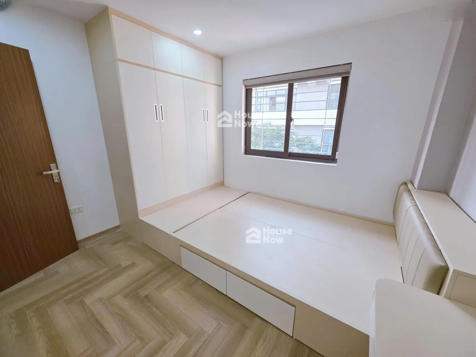 Siêu rẻ - 150m2, 4PN, 3VS, căn góc, chung cư Mễ Trì Hạ, đối diện Keangnam, Đường Phạm Hùng - ảnh 1
