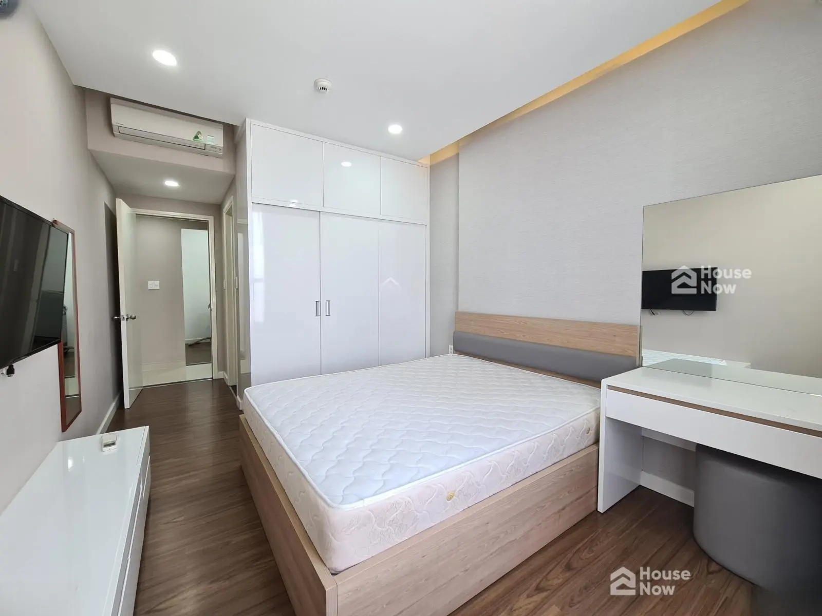 Bán Căn Hộ Thiết Kế Đẹp Tại Đất Phương Nam. DT: 105 m², 2PN Giá Chỉ 5,8 Tỷ - ảnh 1 Bán Căn Hộ Thiết Kế Đẹp Tại Đất Phương Nam. DT: 105 m², 2PN Giá Chỉ 5,8 Tỷ - ảnh 1