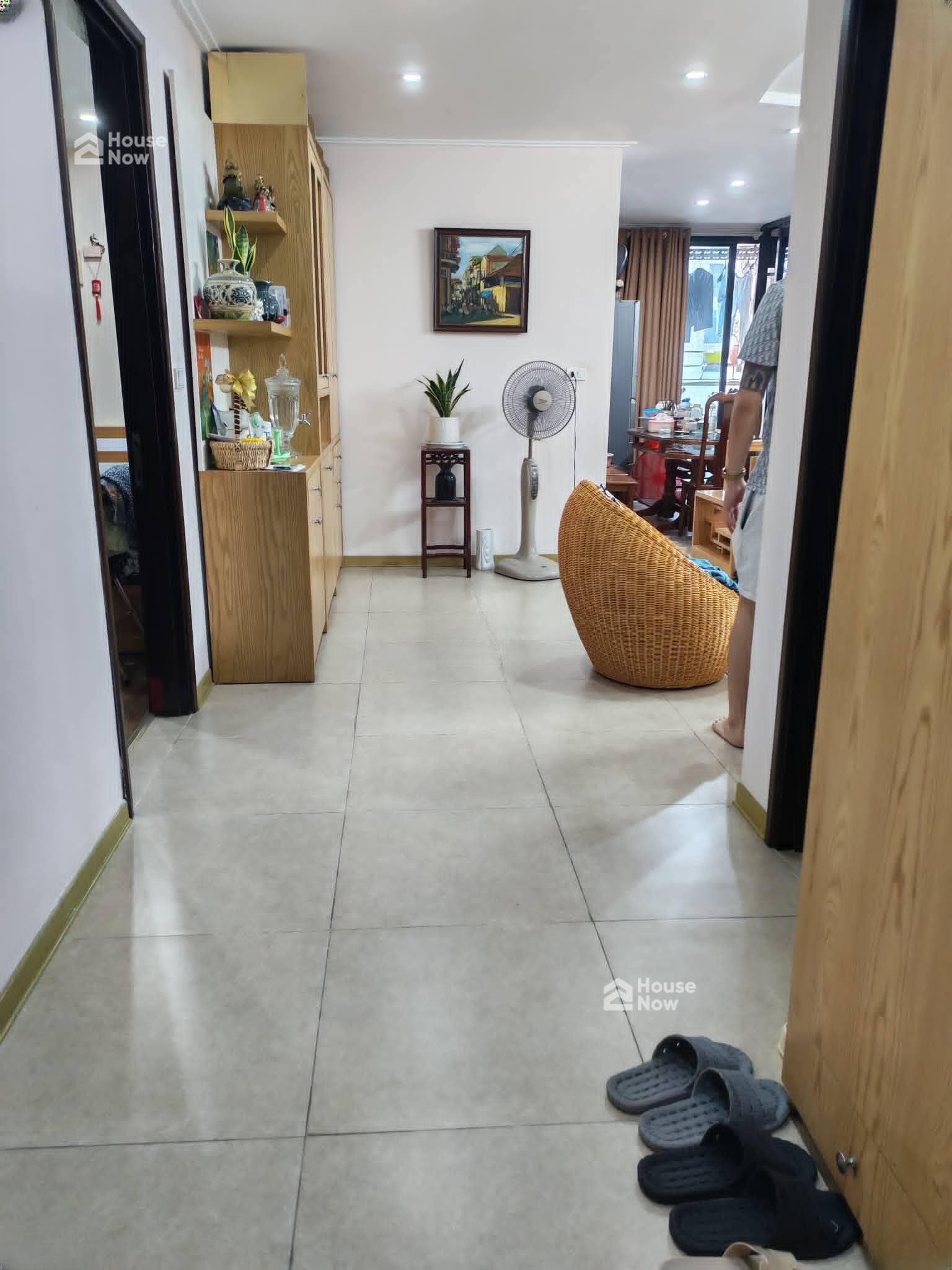 Bán căn chung cư 275 Nguyễn Trãi, 112m2, 3 ngủ 2 vệ sinh - ảnh 2 Bán căn chung cư 275 Nguyễn Trãi, 112m2, 3 ngủ 2 vệ sinh - ảnh 2