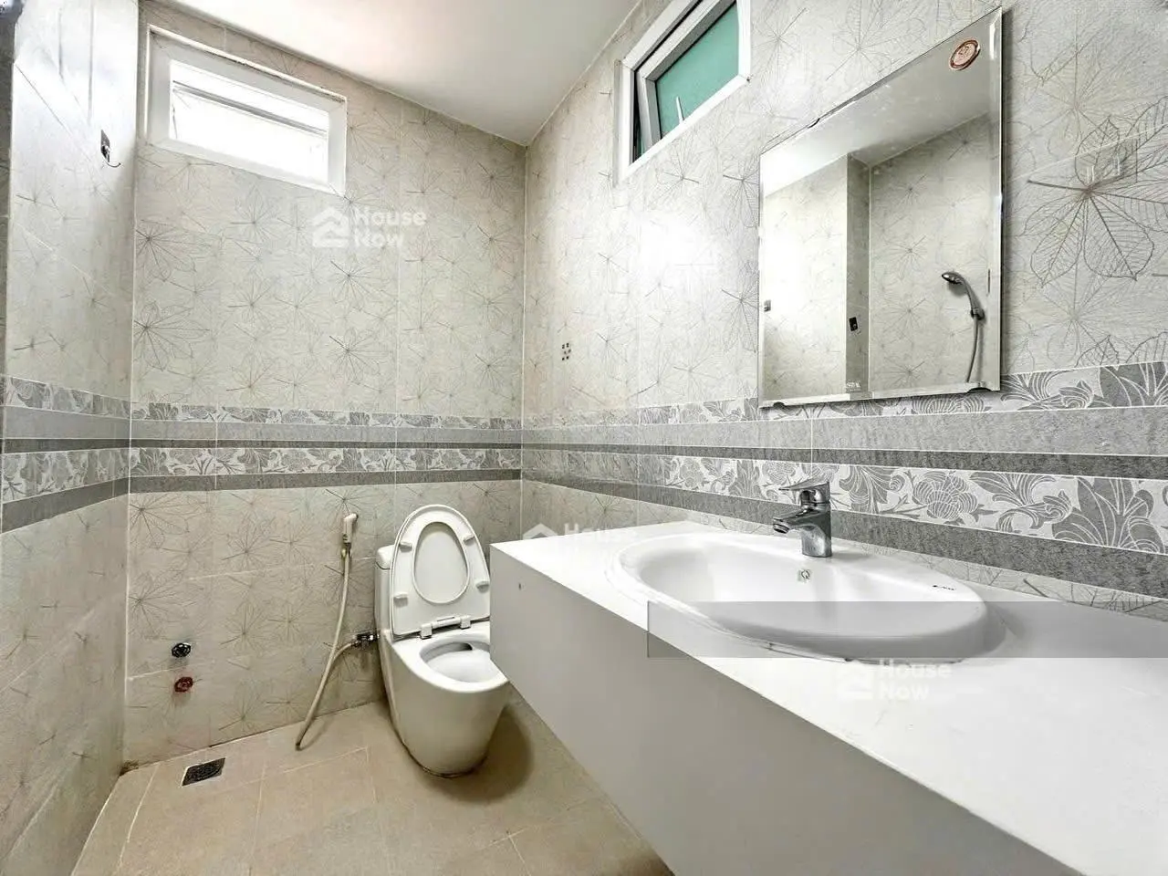 Chính chủ bán giá mềm CH Ngọc Khánh Q. 5, DT 64m2, 2PN2WC, giá 2 tỷ 650, để lại nội thất, SHR - ảnh 5 Chính chủ bán giá mềm CH Ngọc Khánh Q. 5, DT 64m2, 2PN2WC, giá 2 tỷ 650, để lại nội thất, SHR - ảnh 5