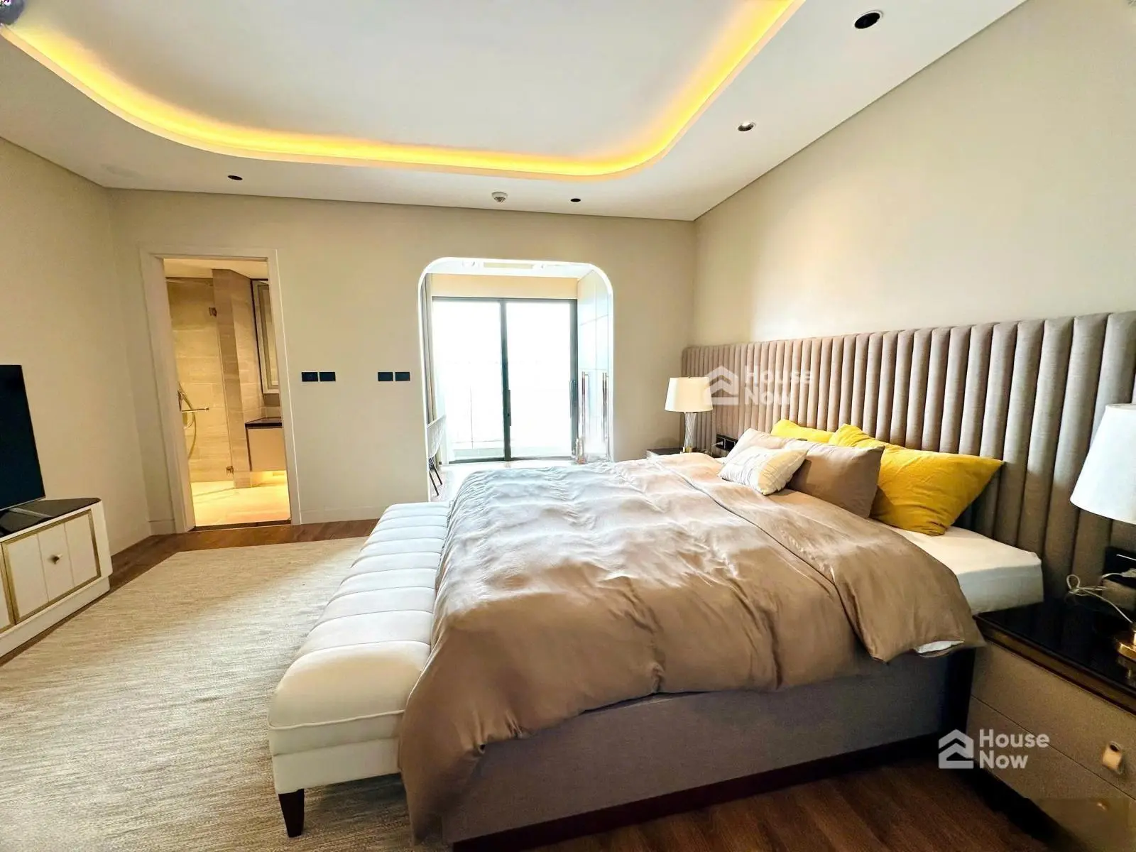 Siêu hót! N01-T1 căn góc 133m² 4PN 3WC view hồ, tầng trung đẹp, sẵn sổ, lót xe. LH: - ảnh 1 Siêu hót! N01-T1 căn góc 133m² 4PN 3WC view hồ, tầng trung đẹp, sẵn sổ, lót xe. LH: - ảnh 1