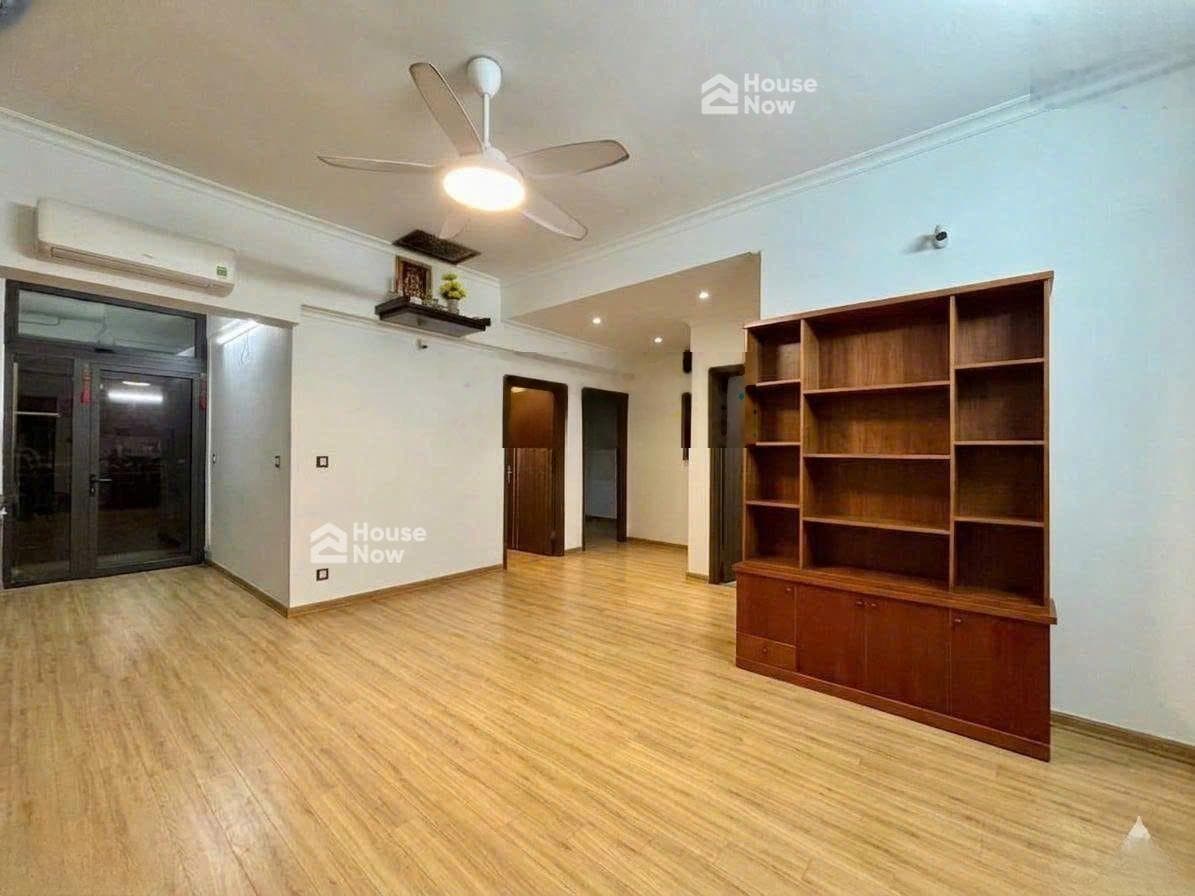 Nơ 7B Bán Đảo Linh Đàm 76m 3 ngủ full nội thất giá hơn 5 tỉ tí - ảnh 1 Nơ 7B Bán Đảo Linh Đàm 76m 3 ngủ full nội thất giá hơn 5 tỉ tí - ảnh 1