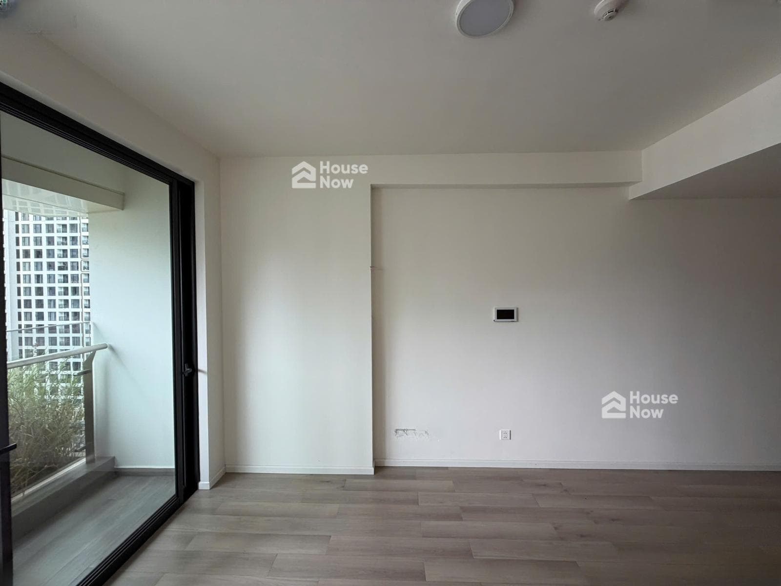 Cắt lỗ đậm sâu 1,5 tỷ, căn 2PN2WC - 75m2 - 4,150 tỷ - Tầng cao thoáng, Lumiere Boulevard Quận 9 - ảnh 4 Cắt lỗ đậm sâu 1,5 tỷ, căn 2PN2WC - 75m2 - 4,150 tỷ - Tầng cao thoáng, Lumiere Boulevard Quận 9 - ảnh 4