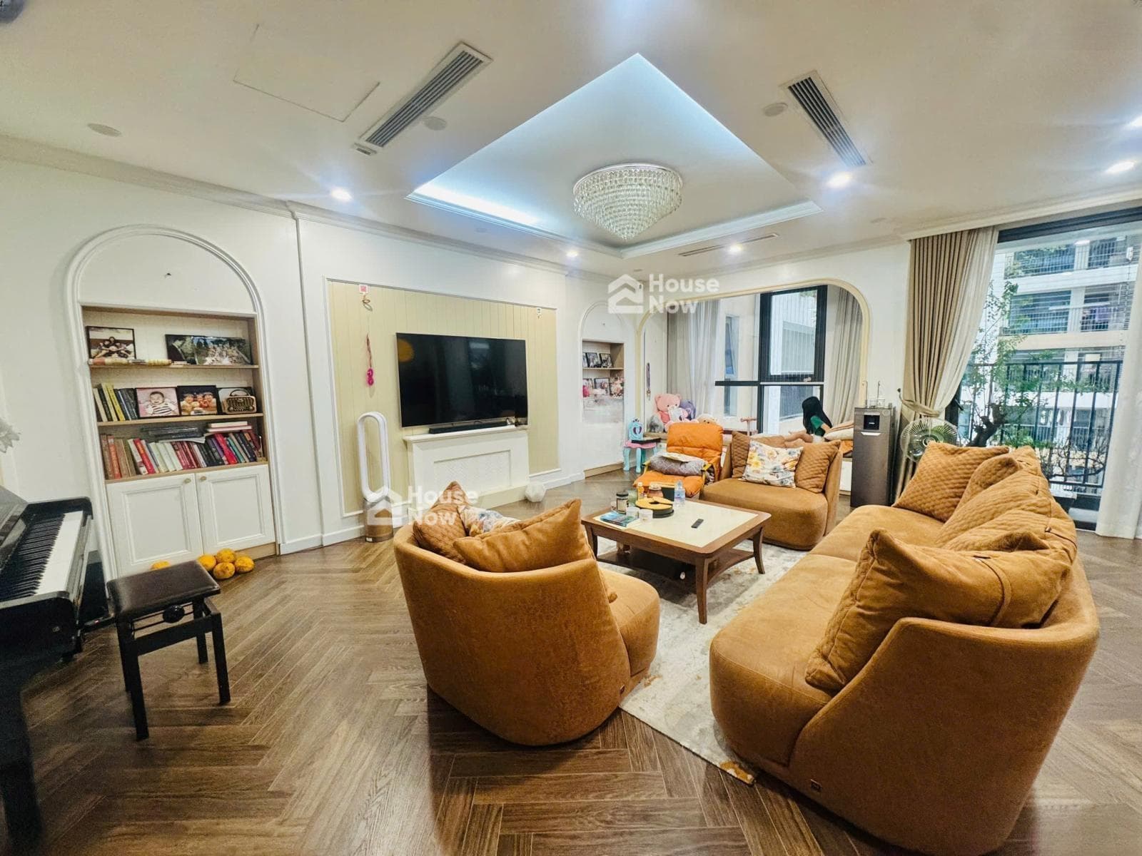 Bán gấp! CH Dolphin Plaza Trần Bình DT 171m2, 3PN full NT SĐCC hướng Nam tầng đẹp 75tr/m2 - ảnh 1 Bán gấp! CH Dolphin Plaza Trần Bình DT 171m2, 3PN full NT SĐCC hướng Nam tầng đẹp 75tr/m2 - ảnh 1