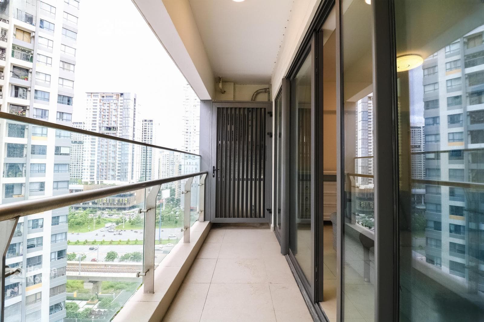 Gateway Thảo Điền 2PN 89m² Full nội thất chỉ 12 tỷ suất đặc biệt Người nước ngoài ký sang nhượng - ảnh 1