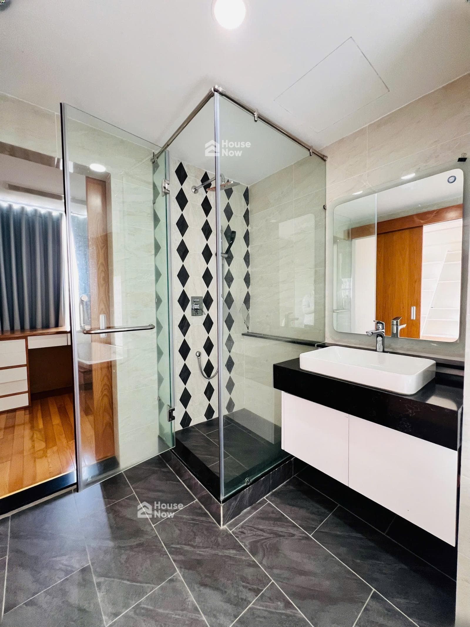 Bán căn hộ 2PN đẹp tại Riverpark Premier, 15 tỷ VND, 136m2, nhiều tiện ích, view sông - ảnh 2 Bán căn hộ 2PN đẹp tại Riverpark Premier, 15 tỷ VND, 136m2, nhiều tiện ích, view sông - ảnh 2
