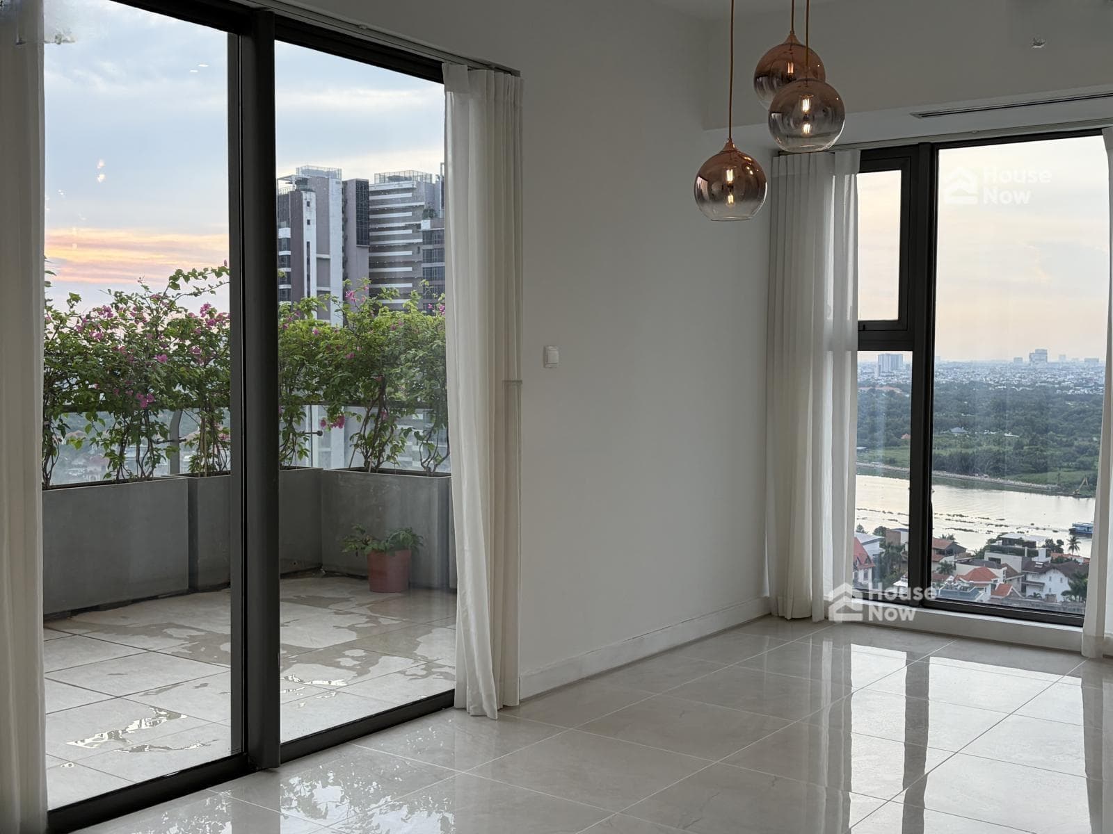 Bán căn hộ Duplex thông tầng, Gateway Thảo Điền, 246m2, 3PN, view sông & Landmark, giá 45 tỷ all in - ảnh 1