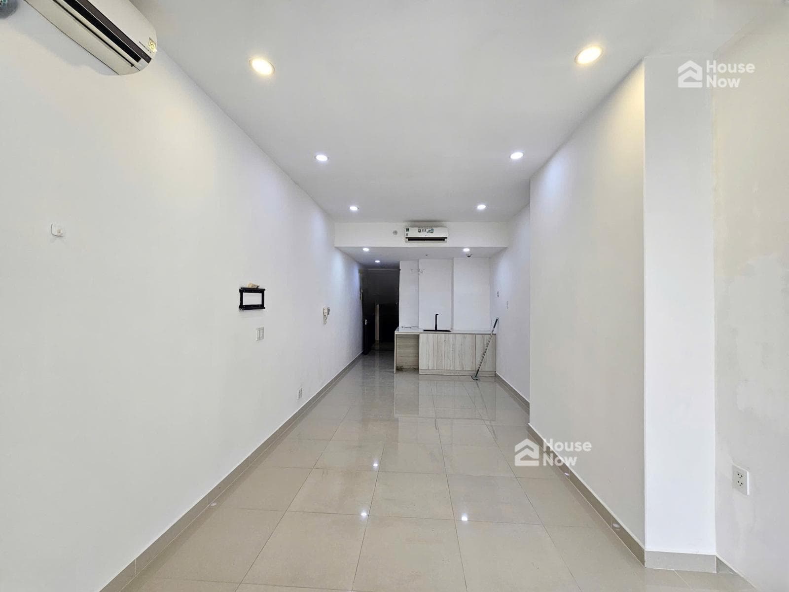 Bán gấp căn hộ Sunrise City 37m², sổ hồng sẵn, giá 3 tỷ - ảnh 1
