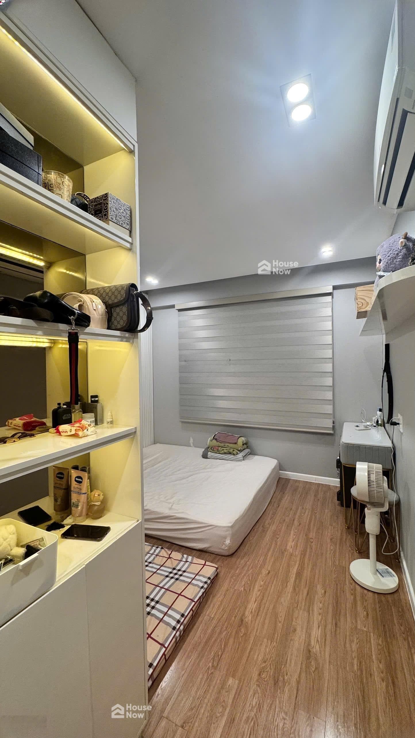 Giá giảm chốt nhanh tại Gold View, 7 tỷ 350, 81m2, 2PN, 2WC tại Đường Bến Vân Đồn, Quận 4, TP.HCM - ảnh 5 Giá giảm chốt nhanh tại Gold View, 7 tỷ 350, 81m2, 2PN, 2WC tại Đường Bến Vân Đồn, Quận 4, TP.HCM - ảnh 5