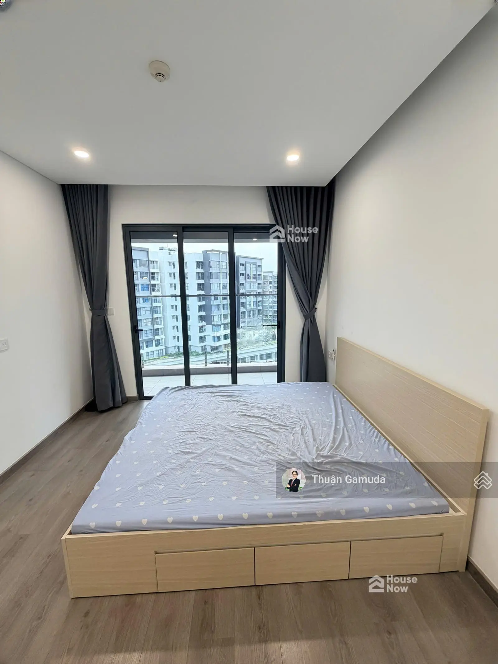 Giá tốt: 8,8 tỷ căn 3PN Diamond Alnata Plus có ô xe, vị trí đẹp view nhìn xuống đại lộ Celadon City - ảnh 1 Giá tốt: 8,8 tỷ căn 3PN Diamond Alnata Plus có ô xe, vị trí đẹp view nhìn xuống đại lộ Celadon City - ảnh 1