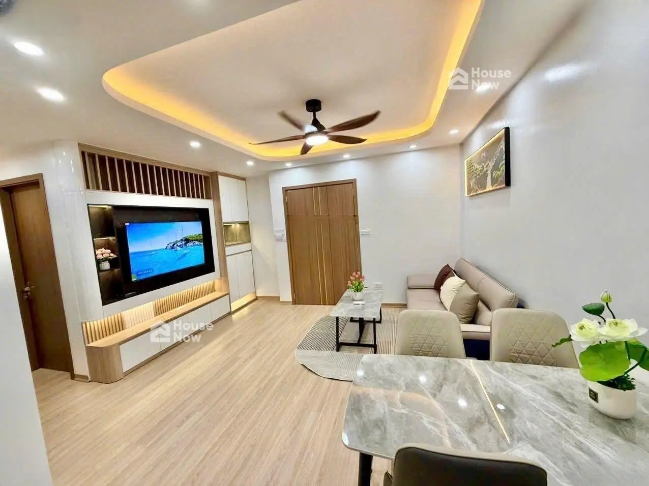 Bán CC Osaka Complex 48 Ngọc Hồi Hoàng Mai HN. DT 56.3m2: 2PN 1VS. Giá 3,95 tỷ. LH 098328**** - ảnh 1