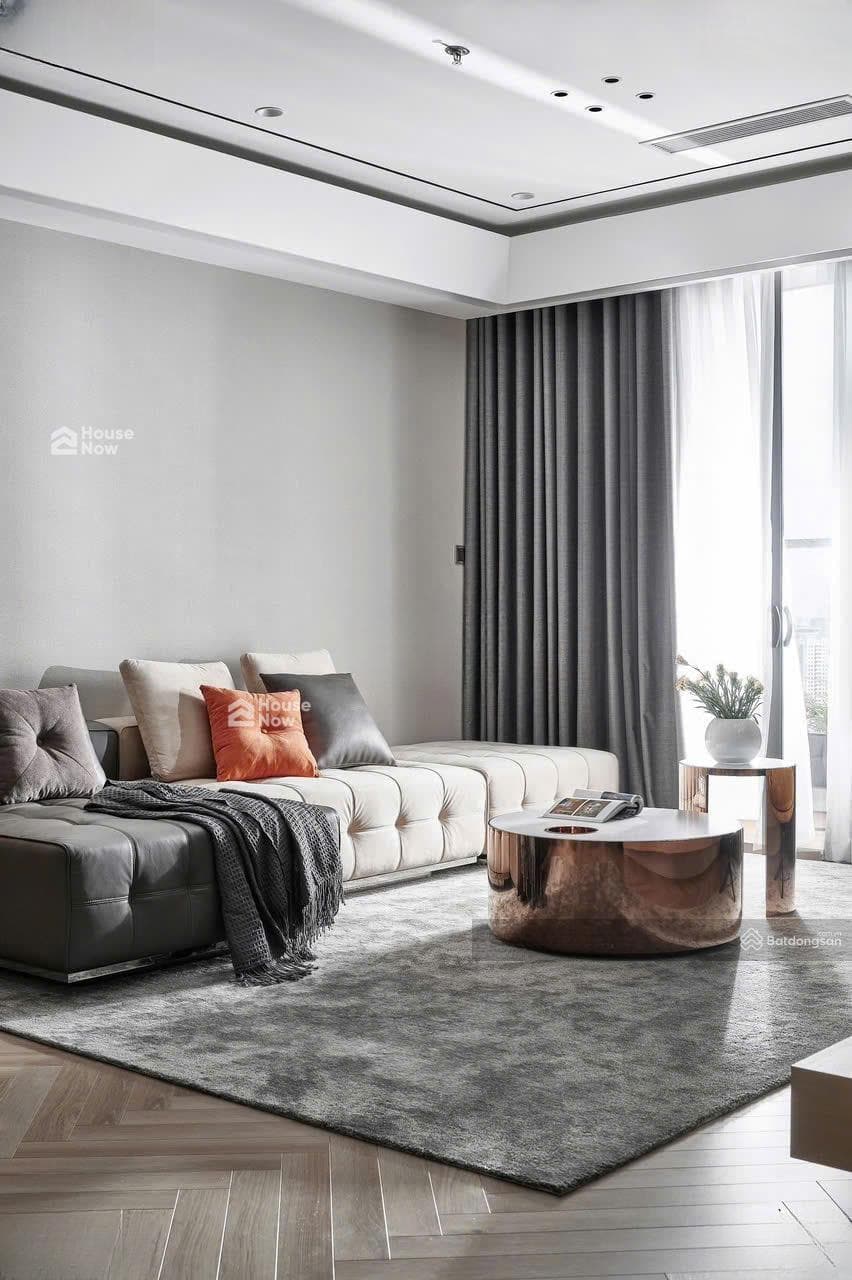 (Hàng hiếm) Bán căn hộ 106m2, 3PN 2VS, cửa TB, ban công ĐN. CC Vinhomes Metropolis. Giá 18 tỷ - ảnh 2 (Hàng hiếm) Bán căn hộ 106m2, 3PN 2VS, cửa TB, ban công ĐN. CC Vinhomes Metropolis. Giá 18 tỷ - ảnh 2
