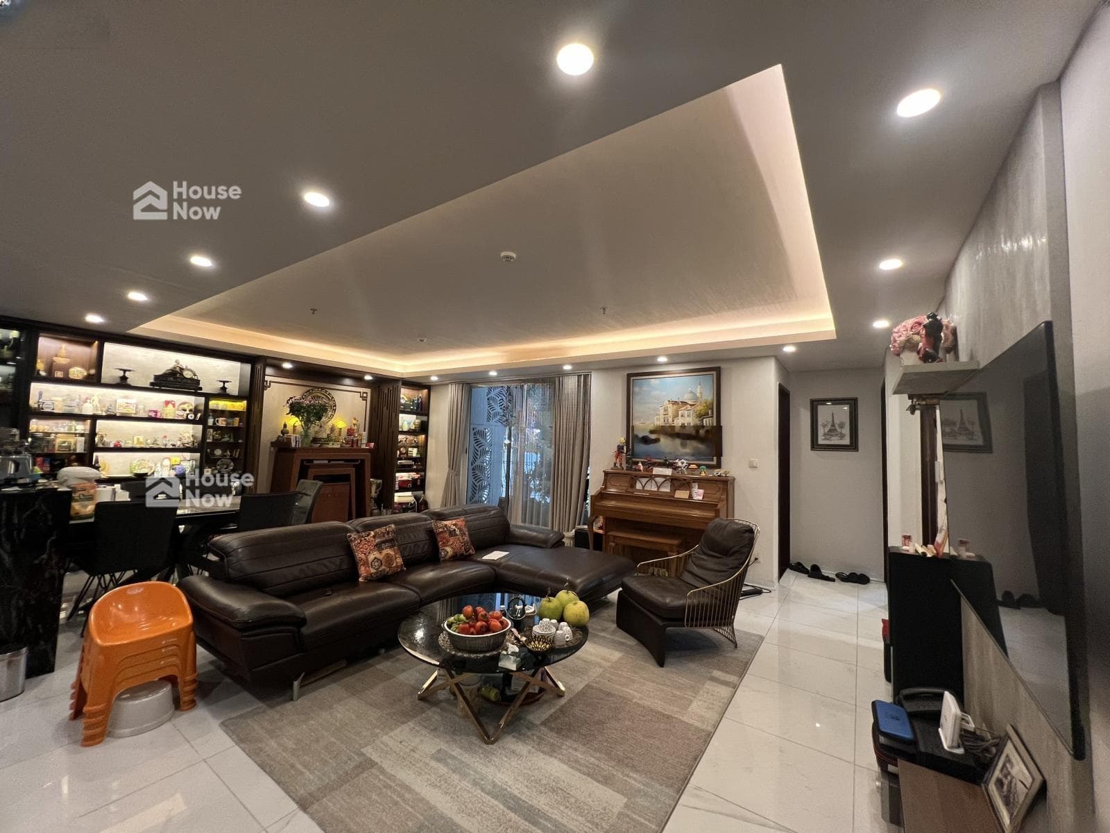 Chính chủ bán CH 120m2 tầng cao, nội thất Luxury tại Aqua Central 44 Yên Phụ, sổ đỏ - ảnh 2 Chính chủ bán CH 120m2 tầng cao, nội thất Luxury tại Aqua Central 44 Yên Phụ, sổ đỏ - ảnh 2
