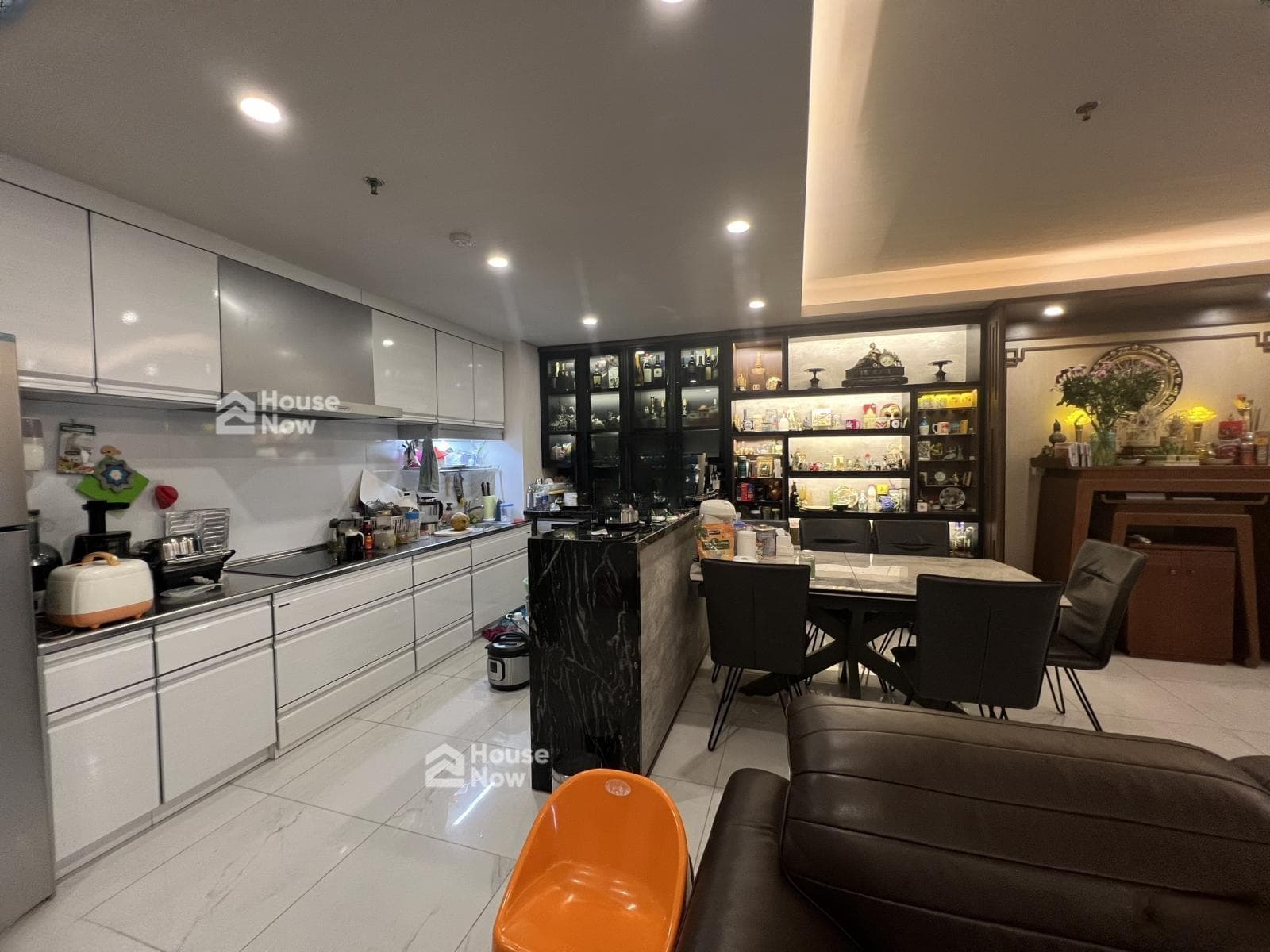 Chính chủ bán CH 120m2 tầng cao, nội thất Luxury tại Aqua Central 44 Yên Phụ, sổ đỏ - ảnh 4 Chính chủ bán CH 120m2 tầng cao, nội thất Luxury tại Aqua Central 44 Yên Phụ, sổ đỏ - ảnh 4