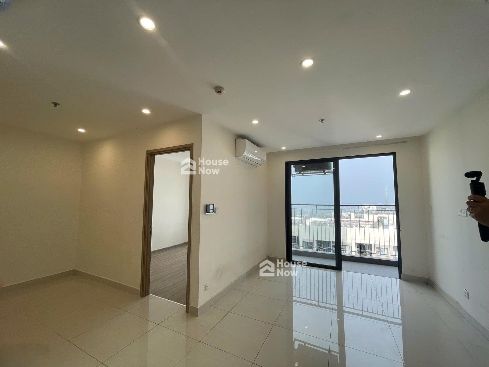 Giá hời Vinhomes Grand Park, Bán căn 1PN+ hướng Đông Nam diện tích 47m2 giá bán 2.1ty bao thuế phí - ảnh 3 Giá hời Vinhomes Grand Park, Bán căn 1PN+ hướng Đông Nam diện tích 47m2 giá bán 2.1ty bao thuế phí - ảnh 3