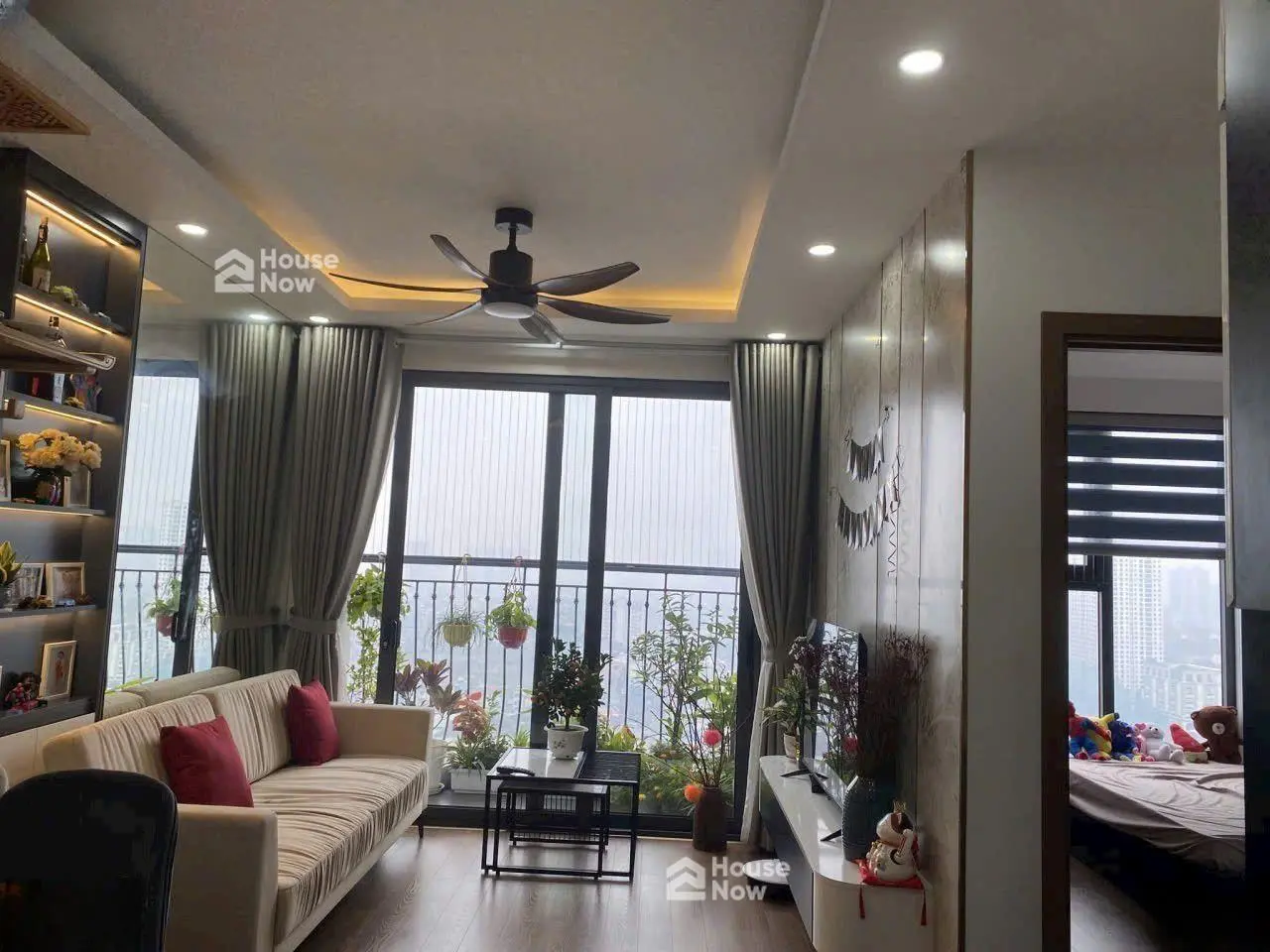 Chính chủ bán căn hộ 62m2, đã có Sổ Đỏ, giá 4,95 tỷ - Geleximco 897 Giải Phóng. - ảnh 2 Chính chủ bán căn hộ 62m2, đã có Sổ Đỏ, giá 4,95 tỷ - Geleximco 897 Giải Phóng. - ảnh 2