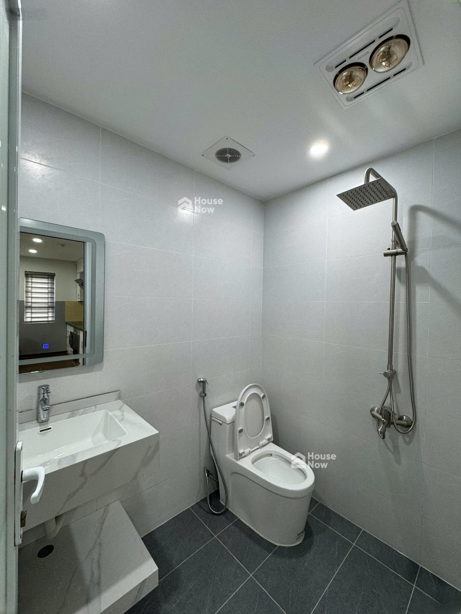 Cần bán nhanh căn hộ CC Rice City Linh Đàm 70m², 2N2VS, full nội thất, pháp lý rõ ràng chỉ 5,5 tỷ - ảnh 8 Cần bán nhanh căn hộ CC Rice City Linh Đàm 70m², 2N2VS, full nội thất, pháp lý rõ ràng chỉ 5,5 tỷ - ảnh 8