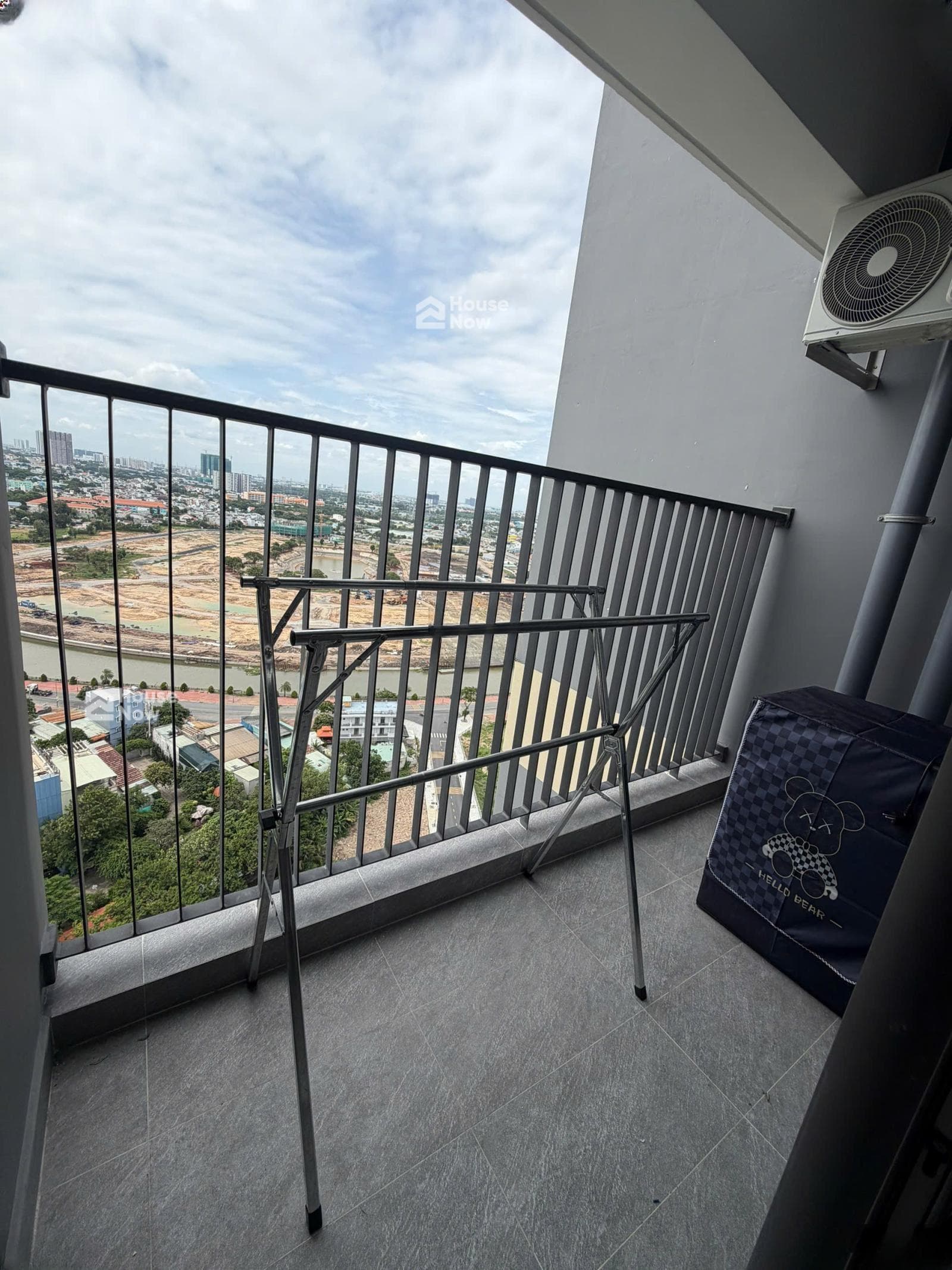 HIẾM bán căn 1PN full tặng nội thất 1,9 giá 102% full VAT A&T Sky Garden - ảnh 3 HIẾM bán căn 1PN full tặng nội thất 1,9 giá 102% full VAT A&T Sky Garden - ảnh 3